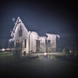 Oświetlenie świąteczne domu jednorodzinnego