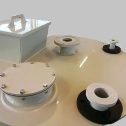 Zbiornik wykonany z tworzyw sztucznych przez Tech Pro Serwis