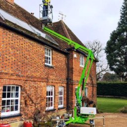 Nasza zwyżka podczas wykonywani prac na wysokości.