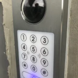 [instalacja w toku] Wideodomofon w firmie