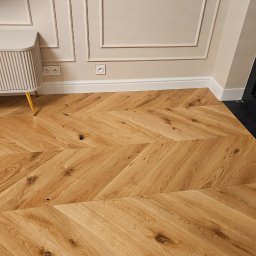 Jodla francuska dąb rustik plus czarny sęk plus cokół bialy mdf 