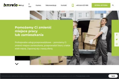 Mężczyźni w uniformach przenoszą kartony z napisem 'bmrelo' do furgonetki na tle budynku mieszkalnego, widoczne logo firmy na stronie internetowej.