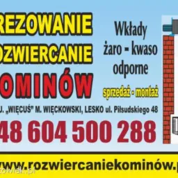 Plakat reklamowy usług frezowania i rozwiercania przewodów kominowych, z ilustracją przekroju komina z wkładem żaroodpornym oraz danymi kontaktowymi firmy.