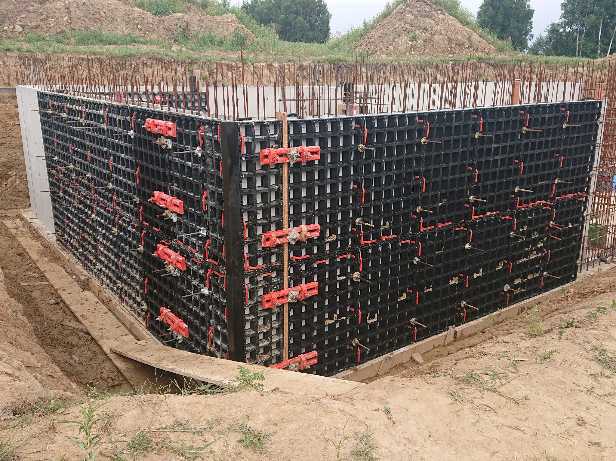 Szalujemy ściany szalunkami Peri duo Rzeszów