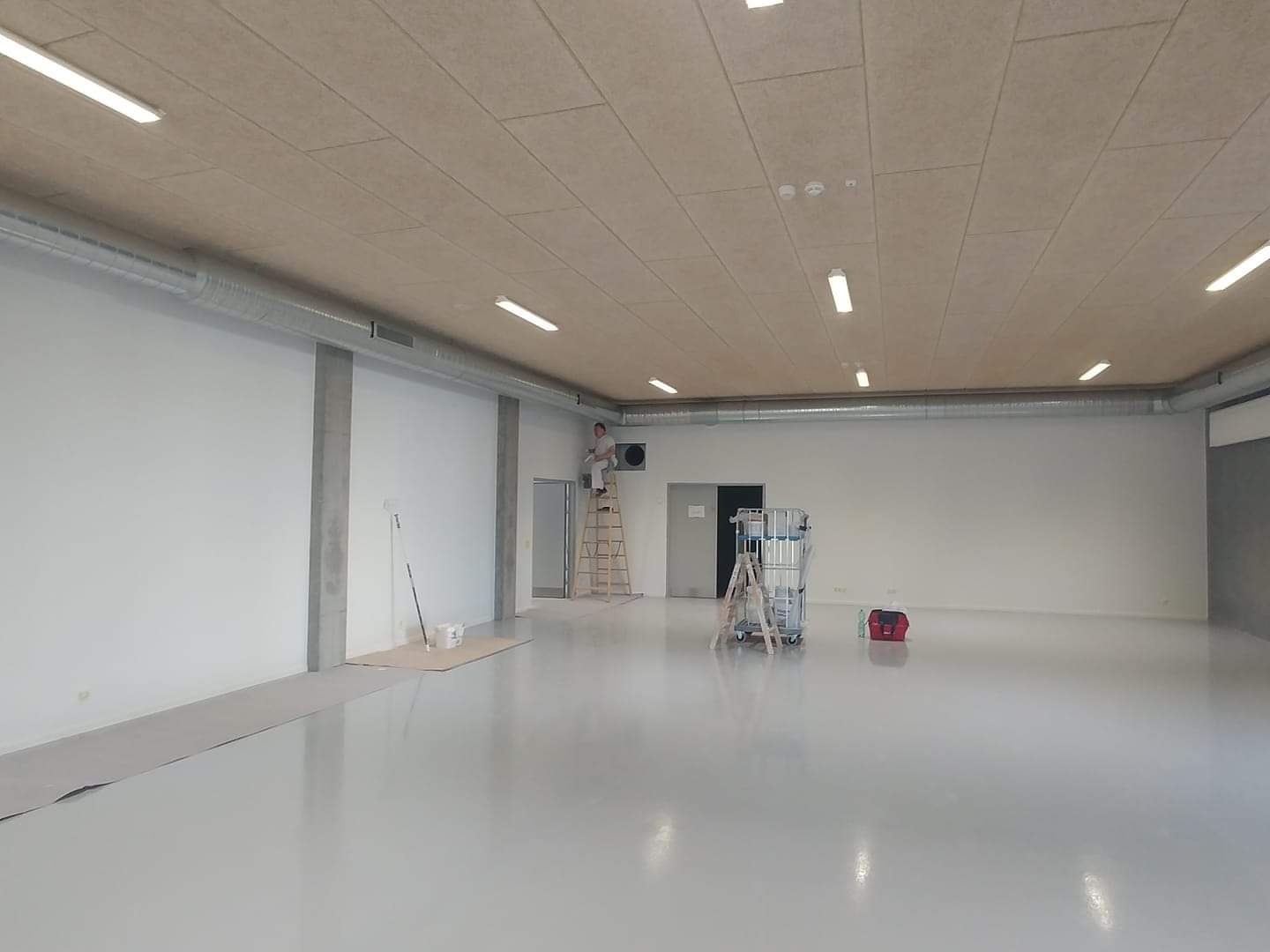 Odświeżenie hali sportowej(Dania)