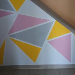 Geometryczne wzory na ścianach