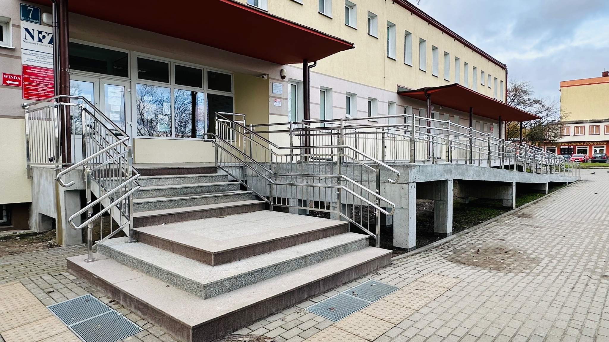 Balustrada ze stali nierdzewnej - SPMZOZ Słupsk