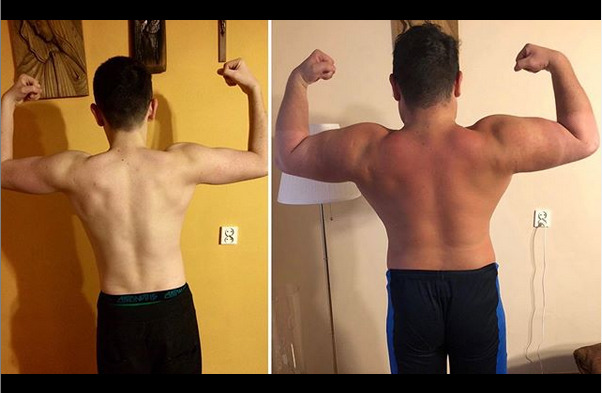 Porównanie sylwetki mężczyzny od tyłu, widoczne zmiany w muskulaturze pleców i ramion przed i po treningu, na ścianie wisi dekoracja.
