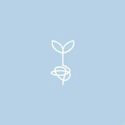 Minimalistyczny biały rysunek pędu rośliny z dwoma listkami na delikatnym błękitnym tle, sugerujący wzrost i rozwój osobisty.