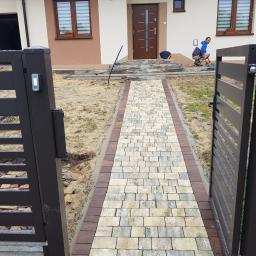 Układanie kostki brukowej Poraj 3