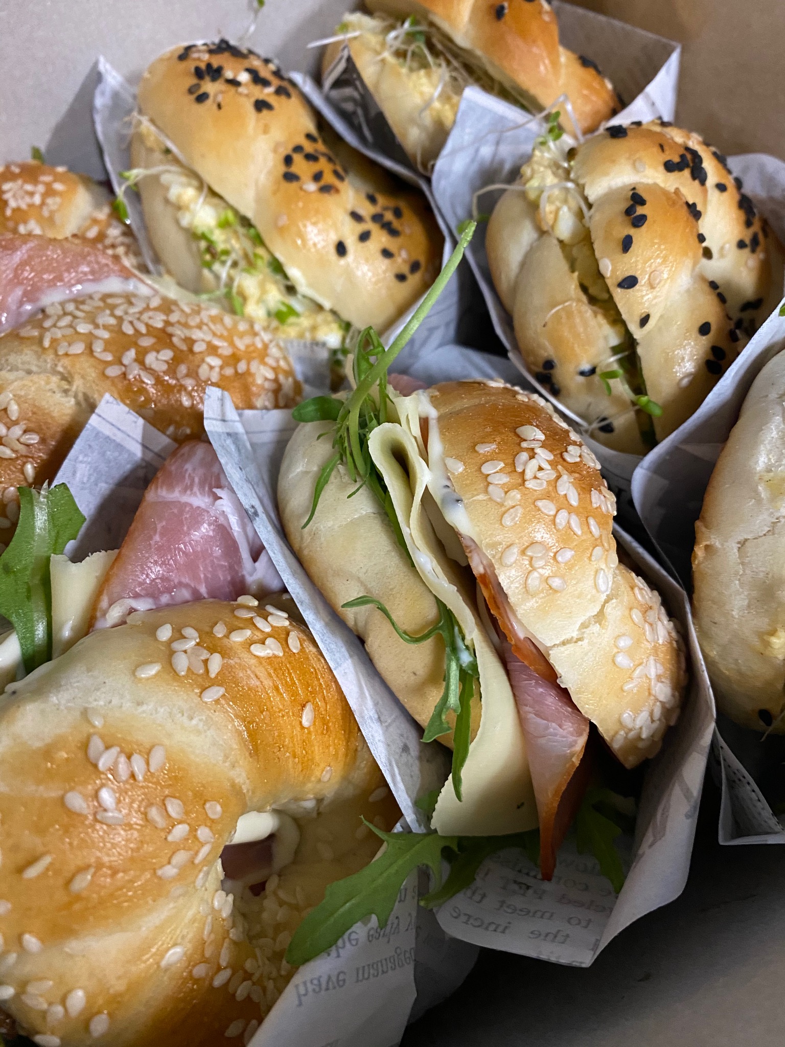 Bajgle wypiekane przez nas, sprawdza się idealnie podczas przerwy w pracy