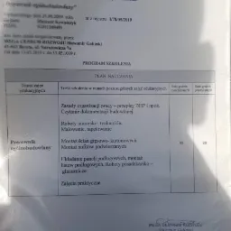 Skan dokumentu - Suplement do zaświadczenia o odbyciu szkolenia 'Pracownik ogólnobudowlany' z planem nauczania obejmującym zasady BHP, czytanie dokumentacji budowlanej, roboty murarskie, malowanie,...