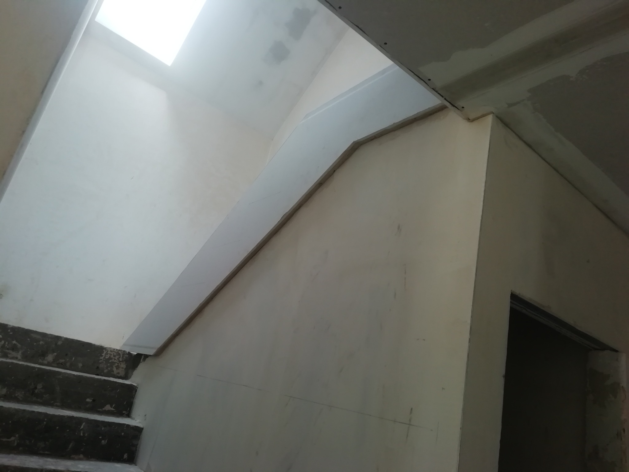 Podwietlanie Led schodów z gory