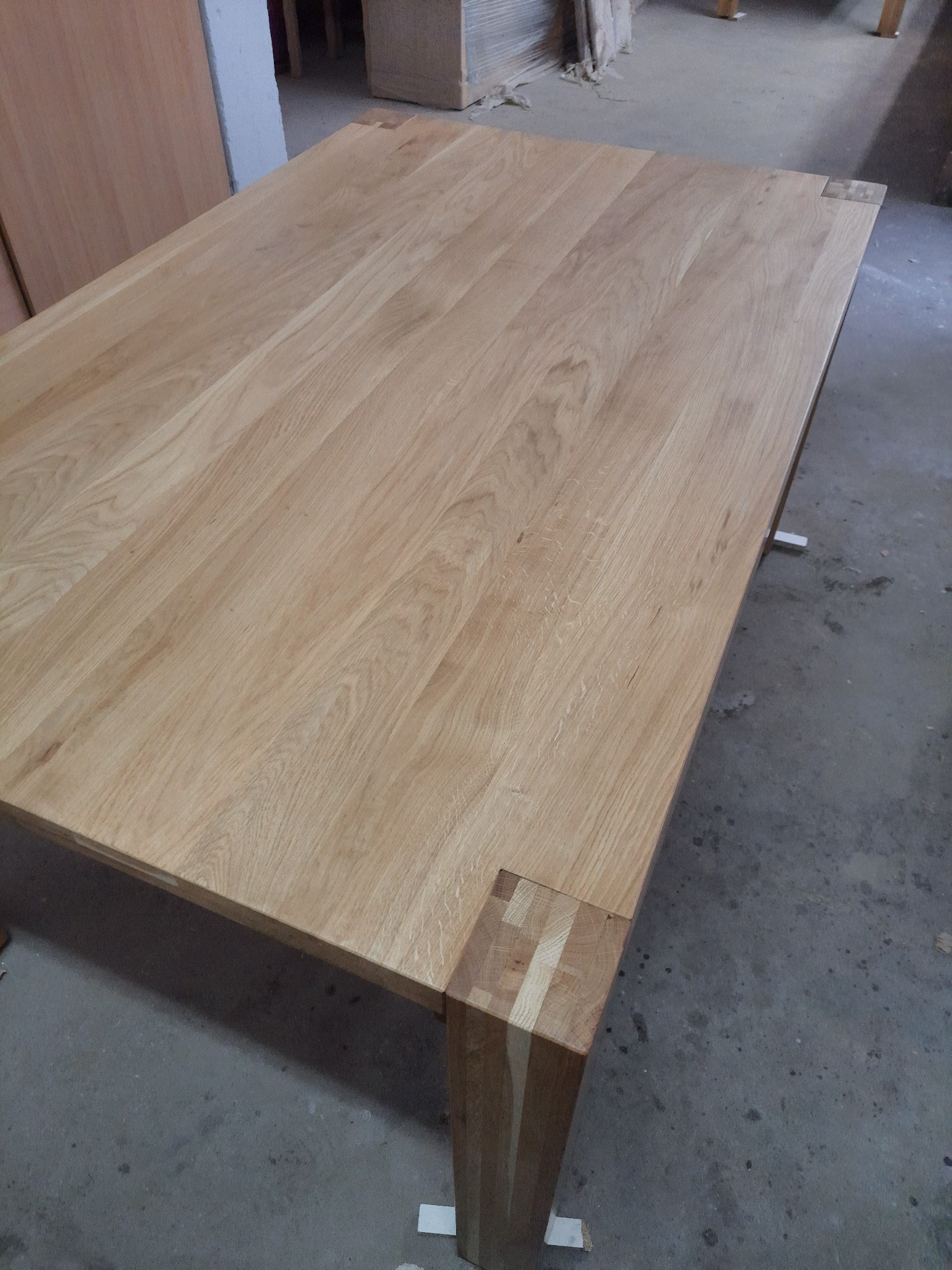 Stół dębowy olejowany, lite drewno dębowe, rozkładany na prowadnicach Pottker