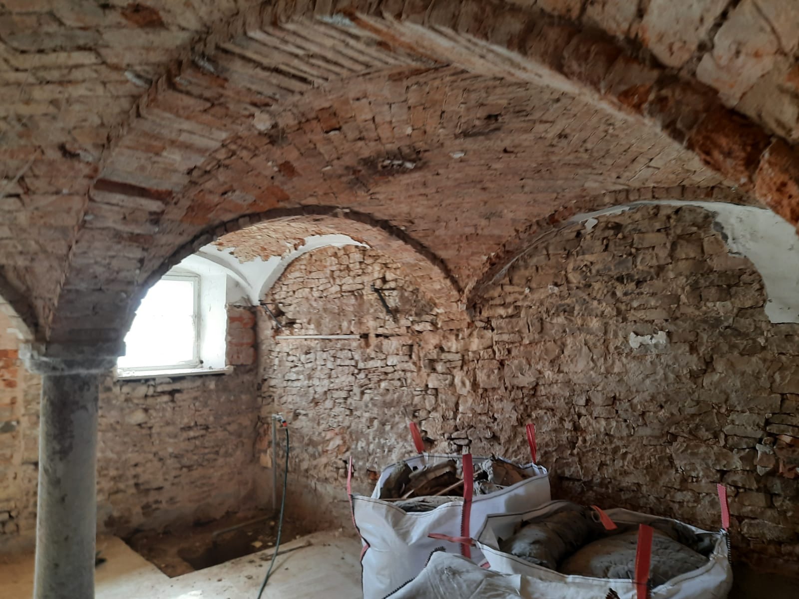 prace wykończeniowe kamienic