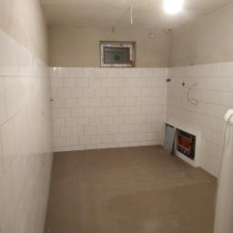 RK Robert Kafara - Pomieszczenie gospodarcze w kaflach.