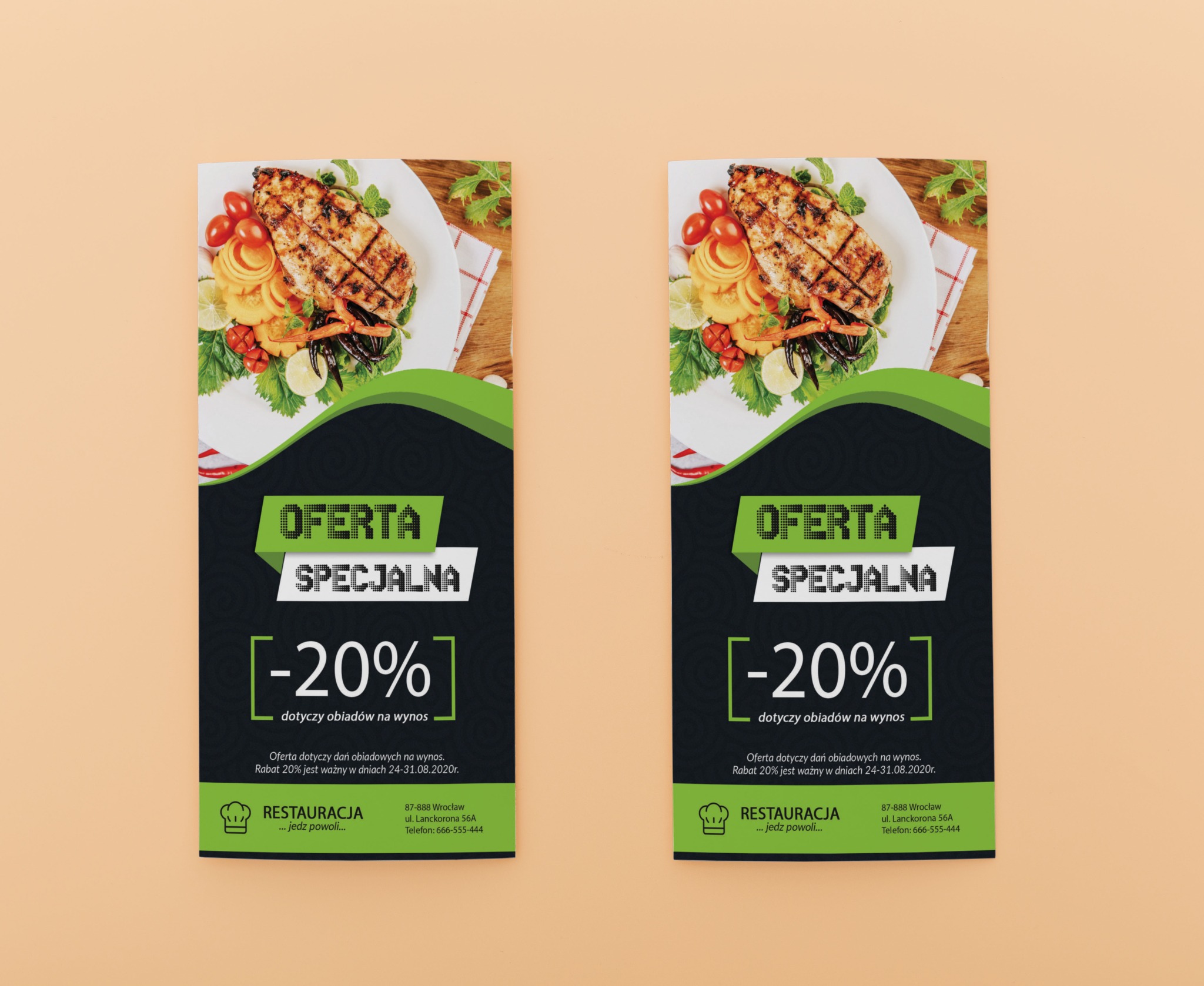 Dwie identyczne ulotki reklamowe restauracji z ofertą specjalną -20% na dania obiadowe na wynos, z ilustracją grillowanej piersi kurczaka z warzywami i logo restauracji.