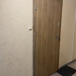 FPHU DOOR WIT Dawid Wituła - Realizacja drzwi wejściowych Erkado 39 dB na ościeżnicy regulowanej