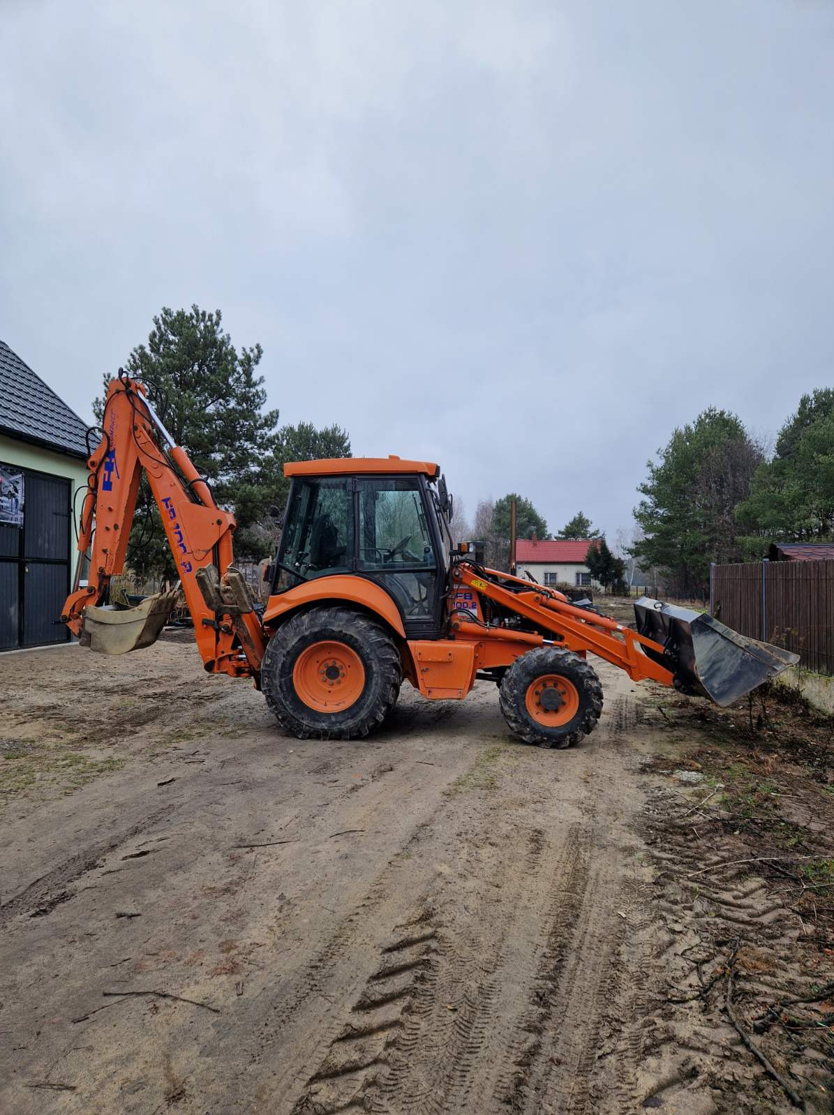 Usługi koparko - ładowarką