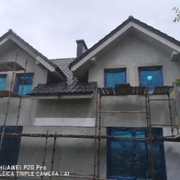 Kolor tynków będzie dwukolorowy, jestem ciekawy efektu końcowego