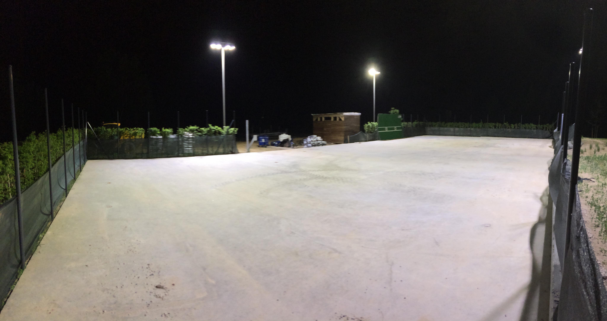 Budowa oświetlenia kortu tenisa ziemnego dla prywatnego inwestora w Zakopanem.