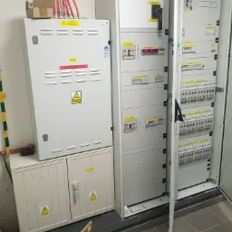 Rozdzielnia główna w budynku biurowym