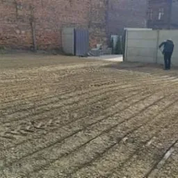 W sprzedaży mamy również kruszywa budowlane i drogowe, idealnie nadające się na podbudowę dróg czy tez chodników