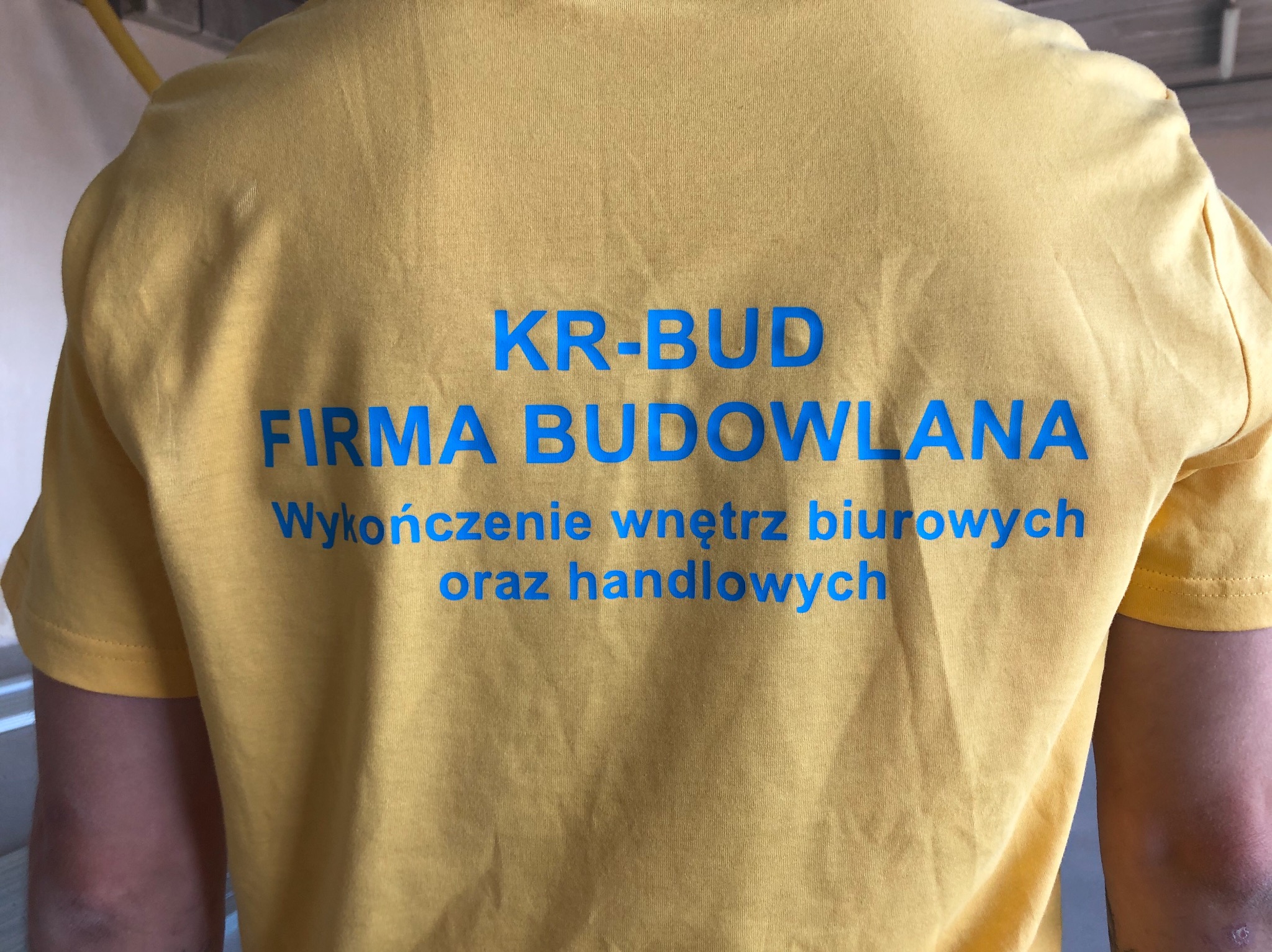 Firma budowlana. Wykończenie wnętrz biurowych oraz handlowych.