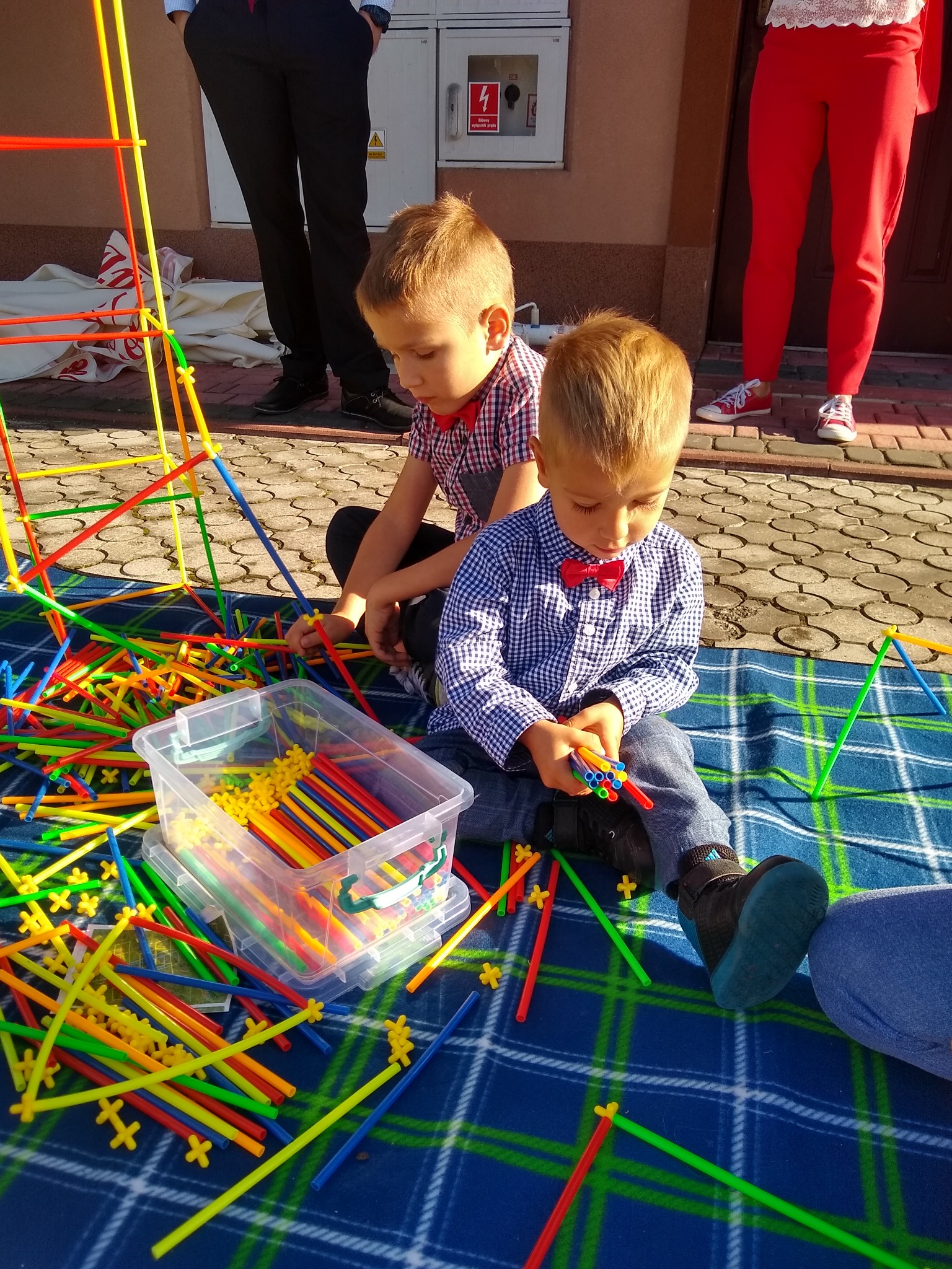 ZABAWY KONSTRUKCYJNE dla małych inżynierów :)