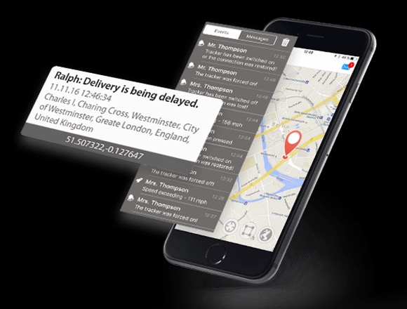 Ekran smartfona z aplikacją do lokalizacji pojazdów, wyświetlającą mapę z pinezką, powiadomienia o statusie trackera i opóźnieniu dostawy.