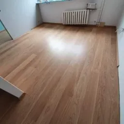 Sprzedaż oraz montaż deski warstwowej