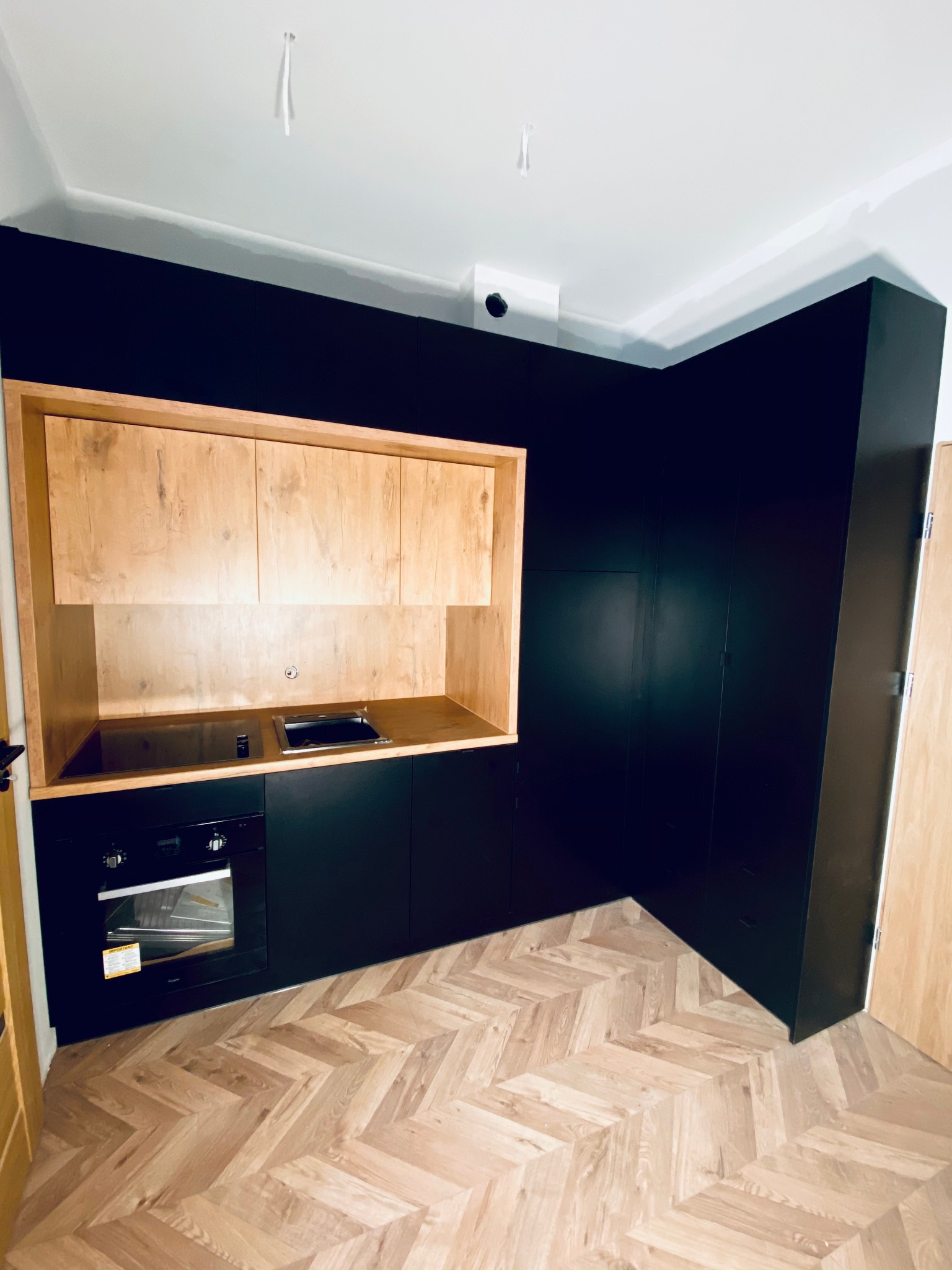 Niedrogi a jednak efektowny aneks kuchenny