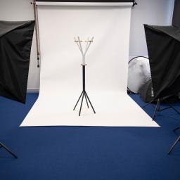 Nasze studio fotograficzne, znajduje się w Sadach pod Poznaniem.