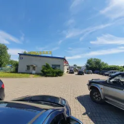 Jesteśmy na rynku od ponad 20 lat. U nas zdiagnozujesz i naprawisz swoje auto oraz założysz instalacje lpg .