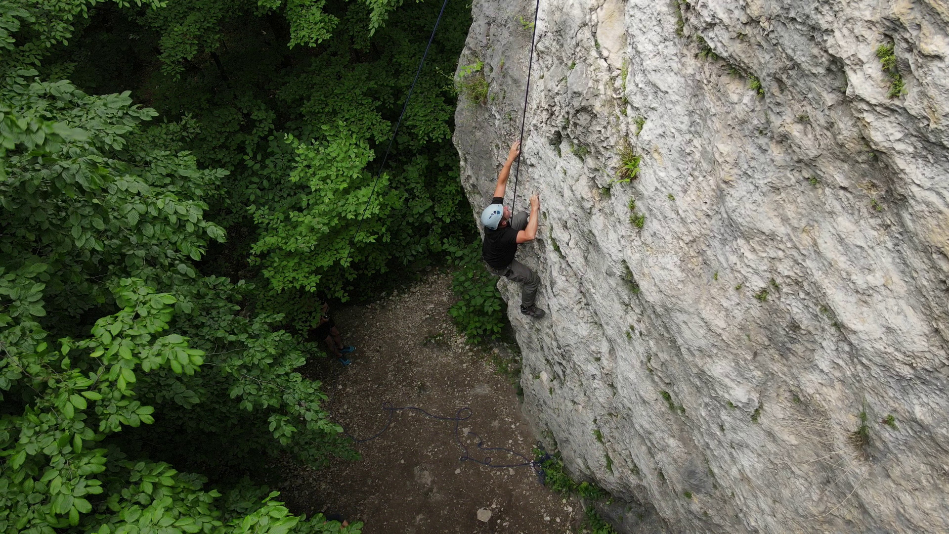 Fotorelacja z jednej z atrakcji wieczoru kawalerskiego - wspinaczki ściankowej