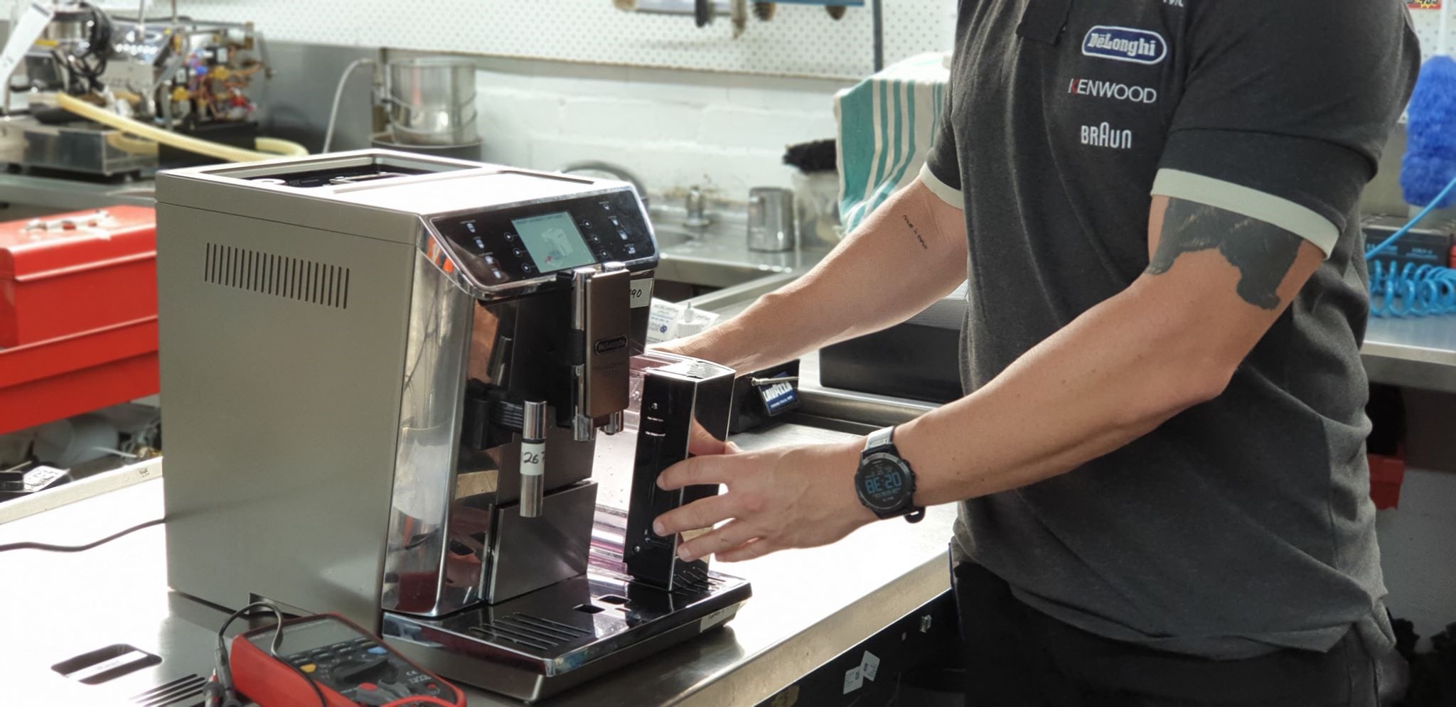 W naszej ofercie serwis ekspresów do kawy .