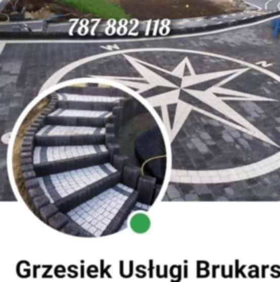 Wykończone schody z kostki brukowej wkomponowane w chodnik z wzorem kompasu, wykonane z szarej i białej kostki.