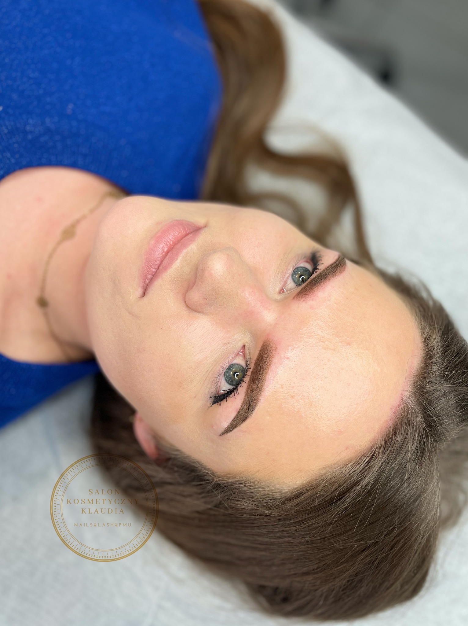 Makijaż permanentny brwi metoda pudrowa, ombre, cieniowana