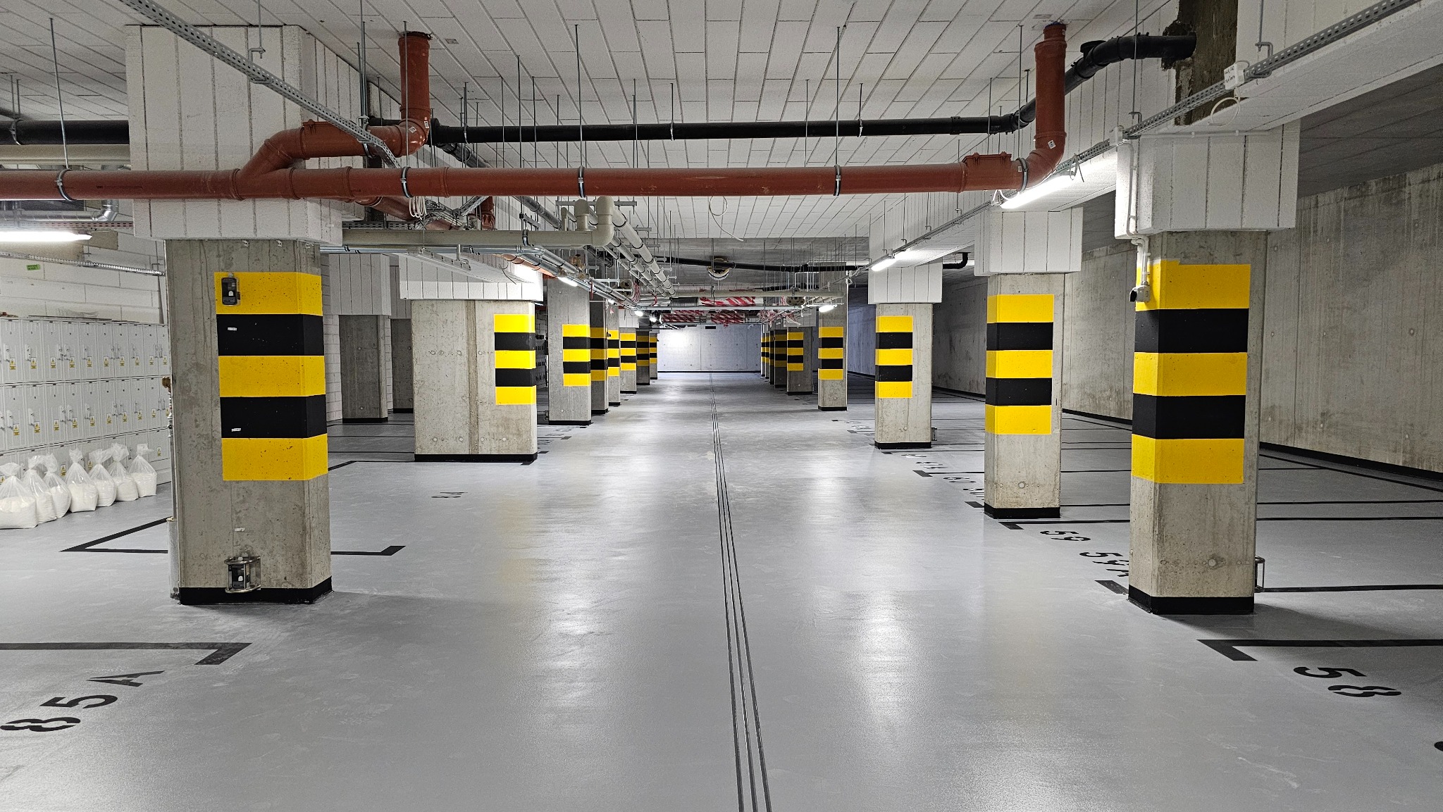 Hala garażowa 2700 m2