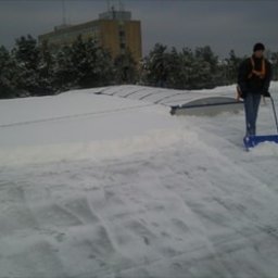 Odśnieżanie dachów - Projektowanie Ogrodów Zimowych Sanok
