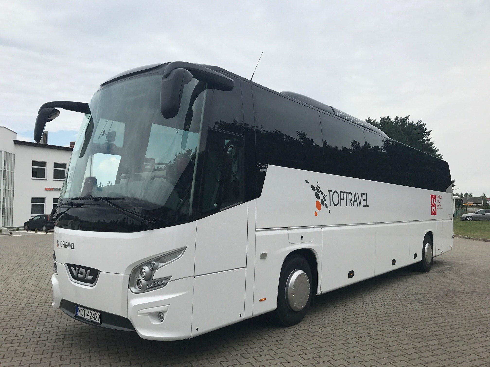 Autokar VDL, rocznik 2018, ilość miejsc 57