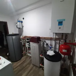 Pompa ciepła, bufor, stacja uzdatniania i zasobnik