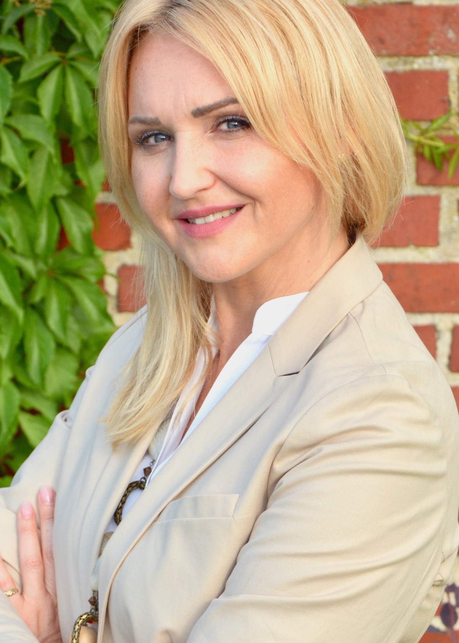 Edyta Cieślak licencjonowany pośrednik licencja nr 12608 oraz licencjonowany zarządca nieruchomości licencja nr 17547