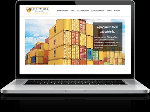 Laptop wyświetla stronę internetową greatwork-4u.com z grafiką kontenerów i tekstem o agencji rekrutacji i zatrudnienia.