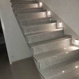 Wykonanie instalacji oraz  montaż  lampek schodowych
