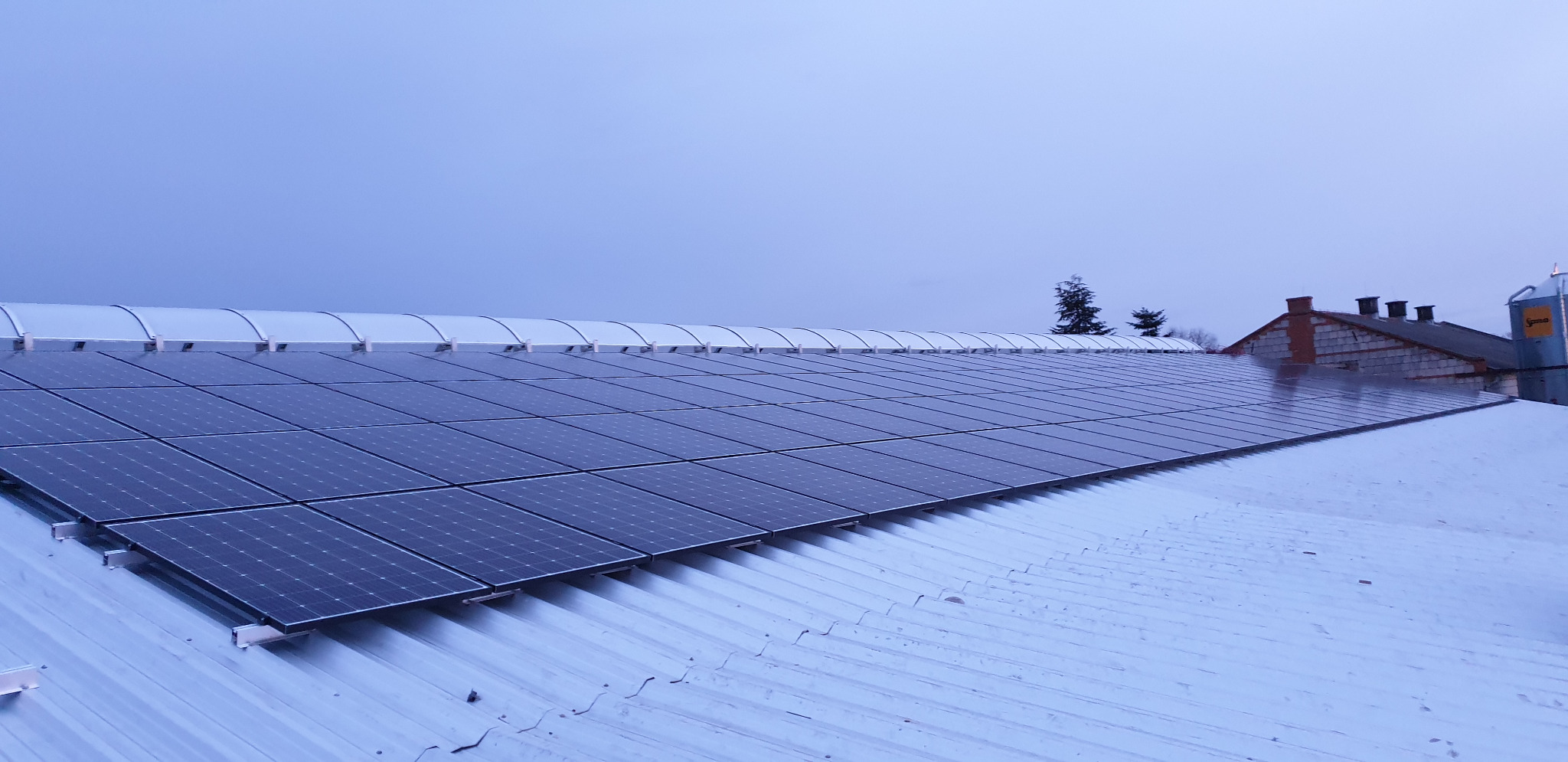 Montaż paneli fotowoltaicznych