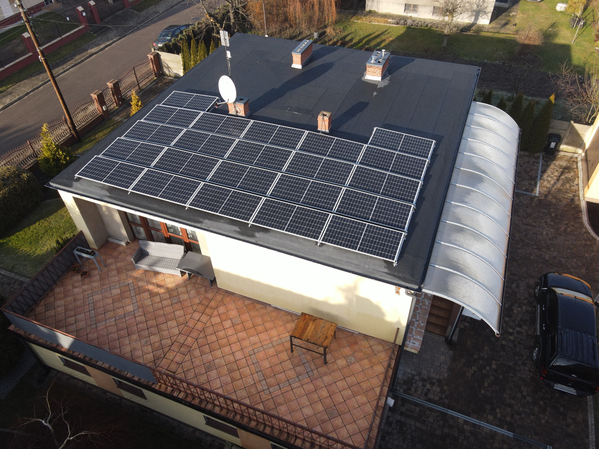 Konstrukcja balastowa - (dach płaski lub o niewielkim spadku)