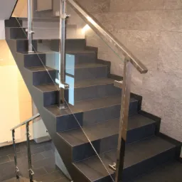 Schody granitowe Nero satyna.