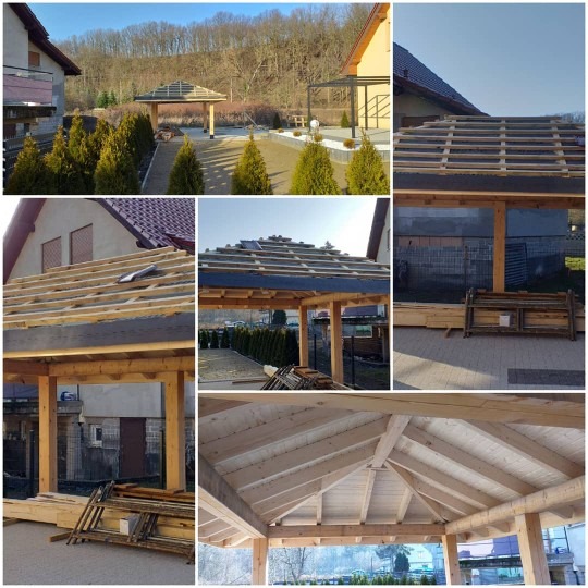 Montaż drewnianej konstrukcji zadaszenia altany ogrodowej, widoczne elementy więźby dachowej w trakcie budowy.