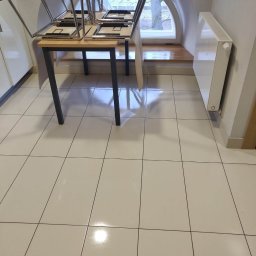 Mycie okien na wysokości Warszawa 1